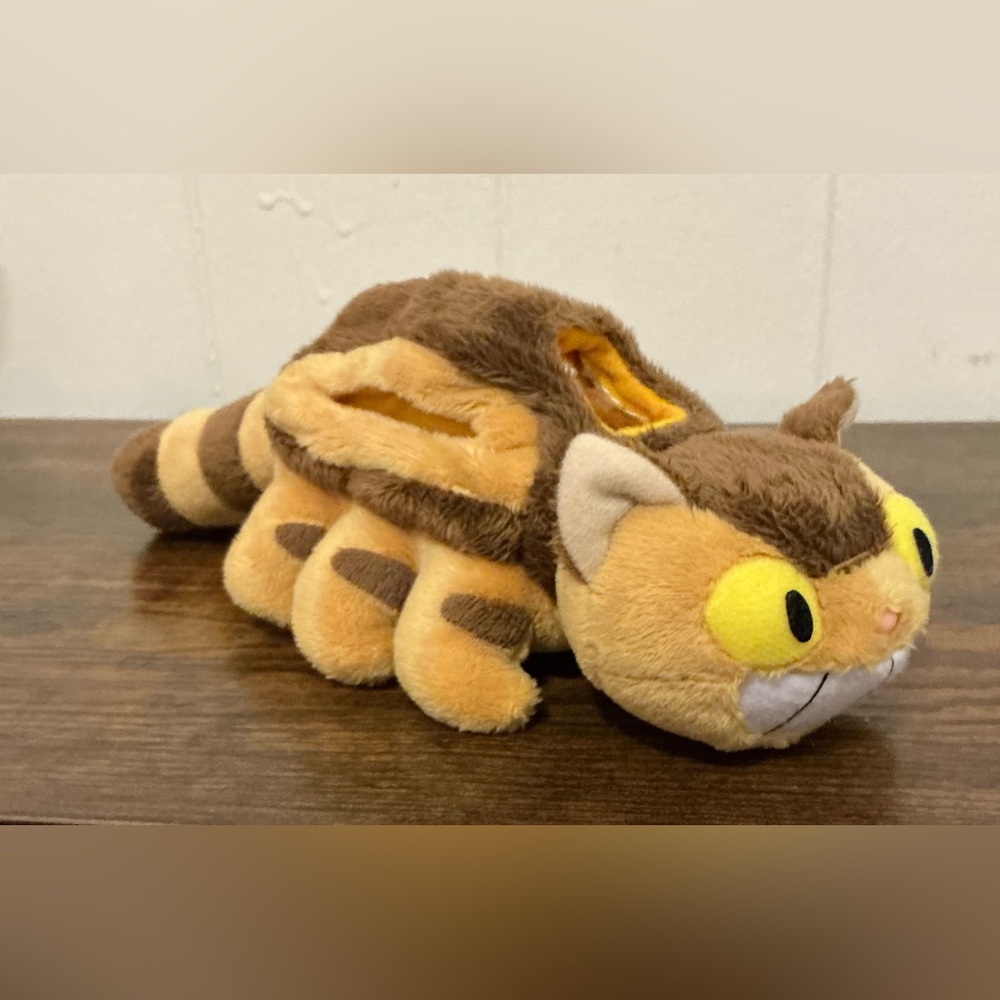 A Rare Japan NWT Ghibli Museum Exclusive  "Museo D'arte Ghibli" Plush Toy